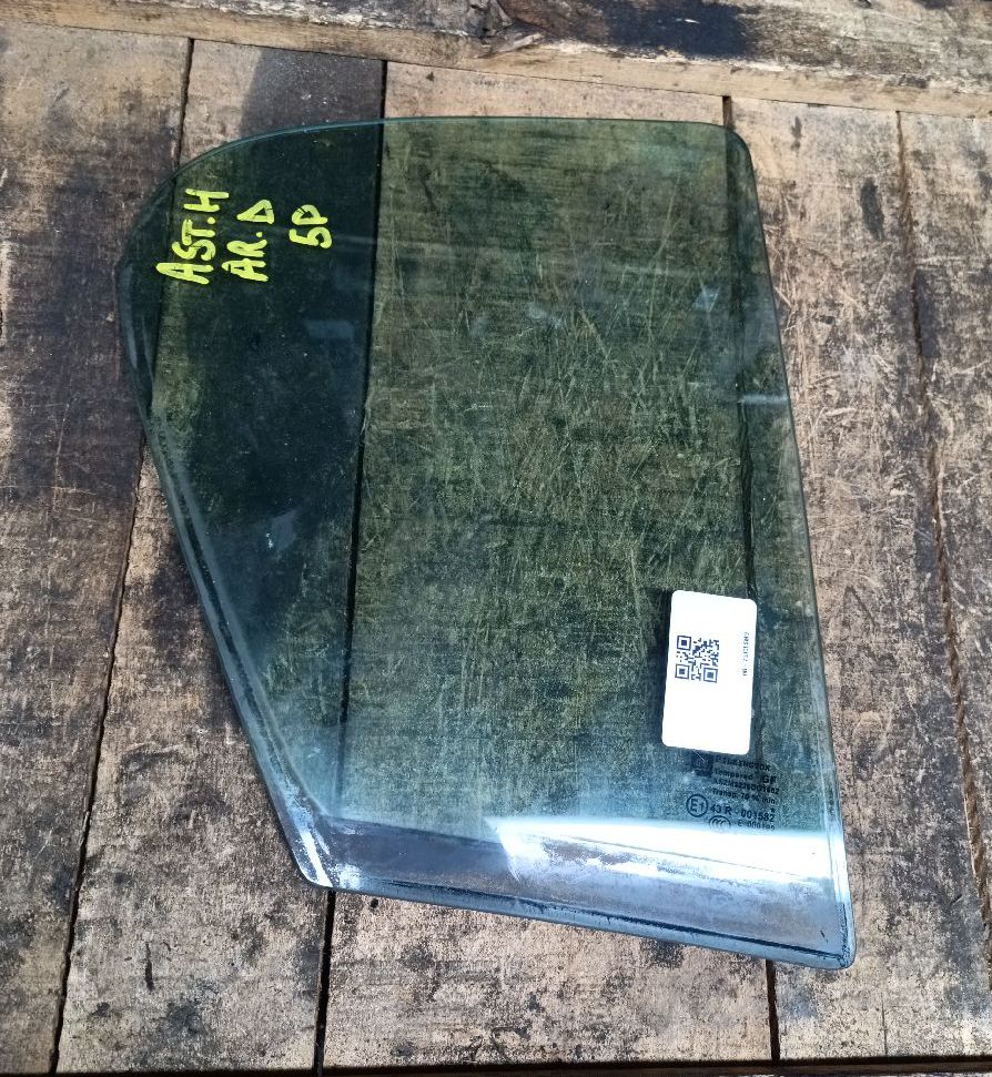 Right rear window (5-door)