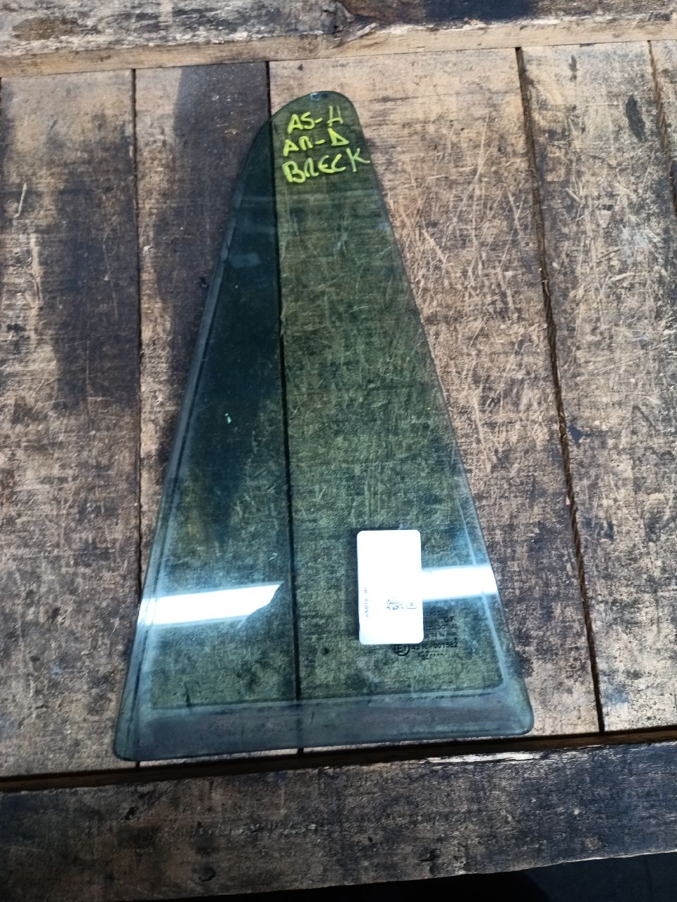Right rear side window (estate/wagon)