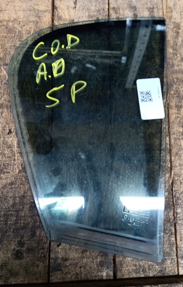 Right rear tinted window
