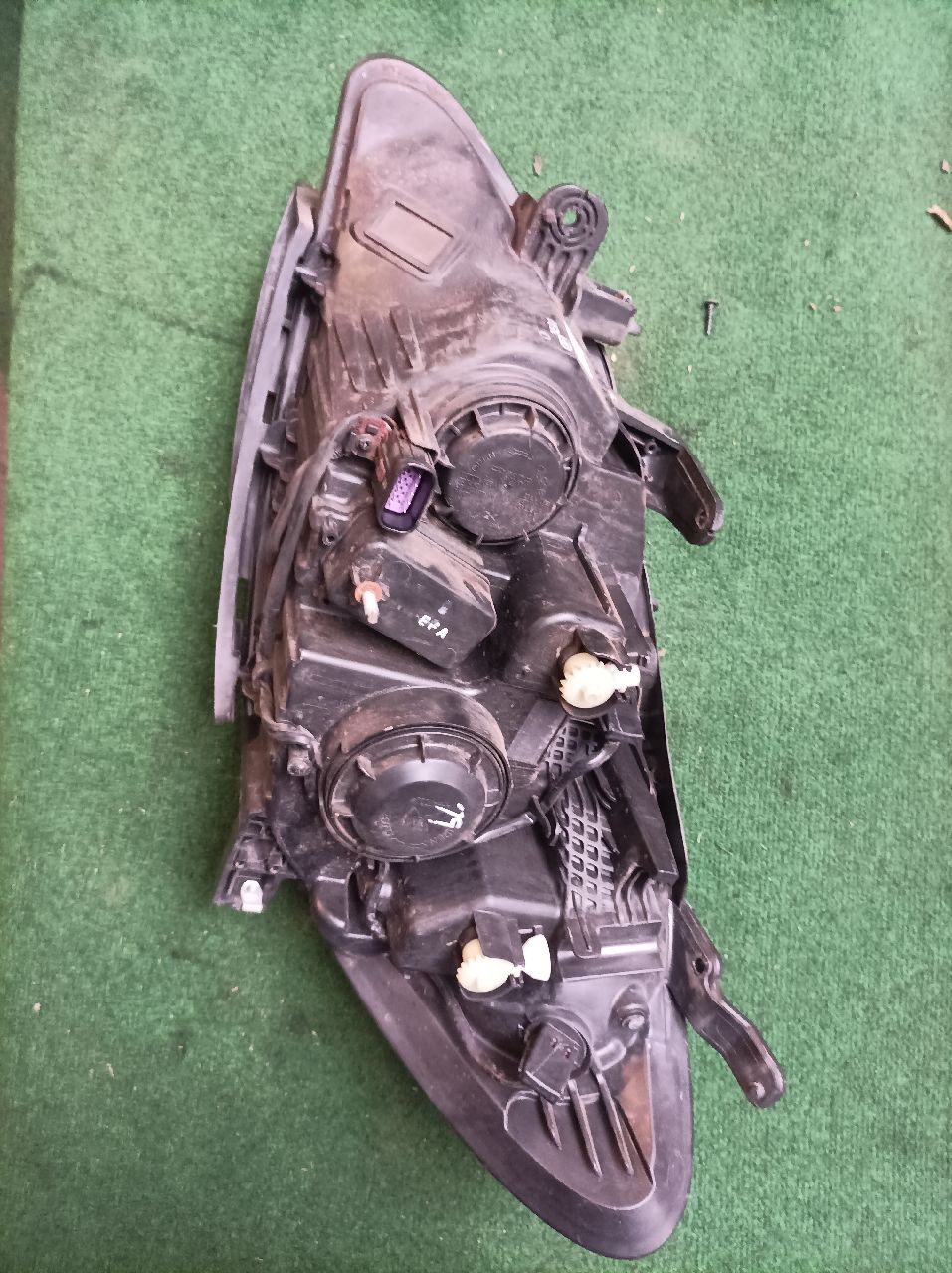 Right front headlight for Opel Mokka