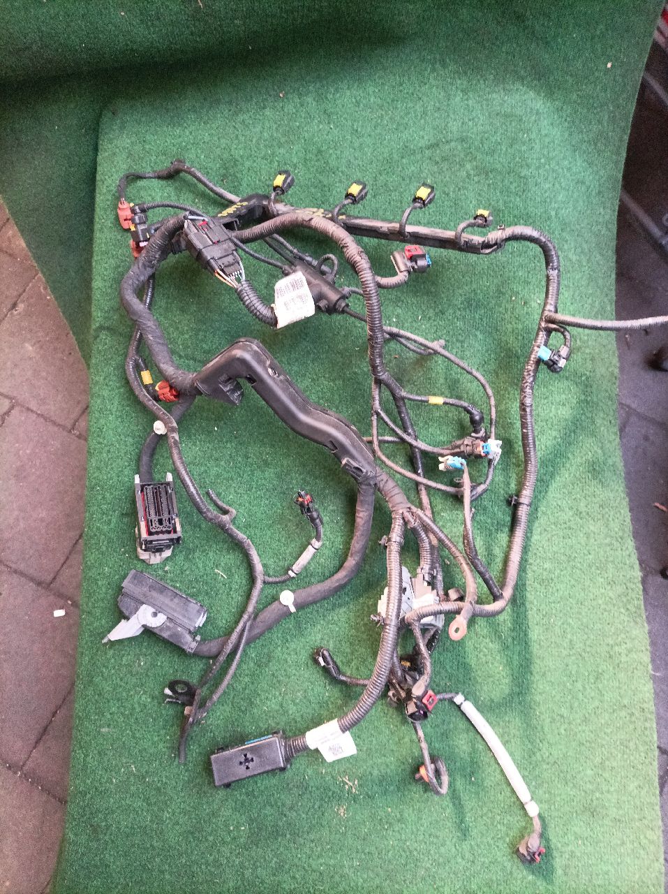 Engine wiring harness A17DTS Chevrolet Traxx