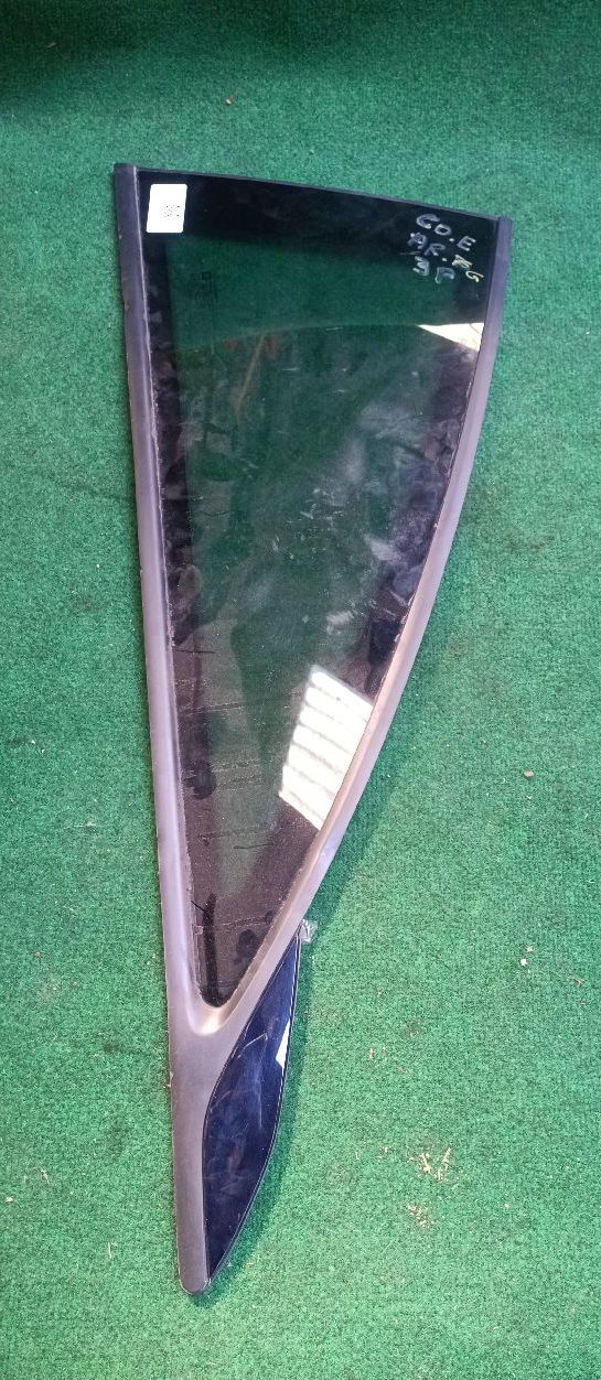 Left rear side window (3-door)