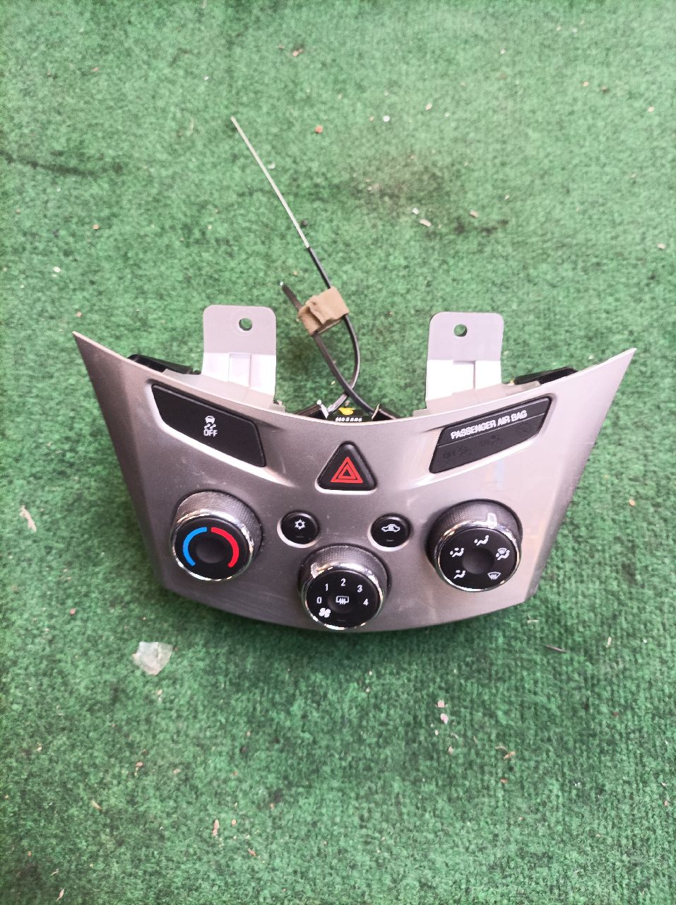 Chevrolet Traxx climate control module