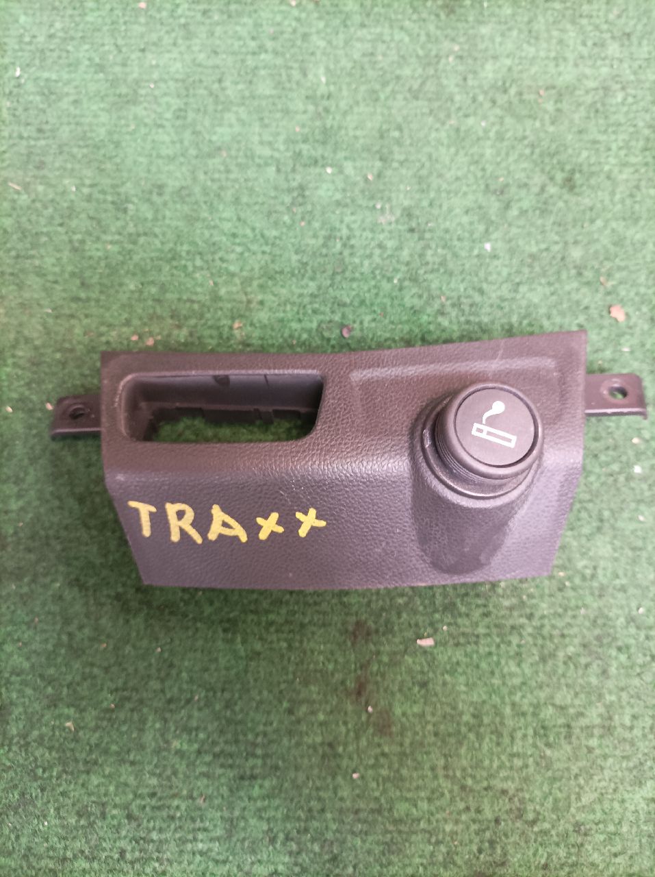 Chevrolet Traxx cigarette lighter