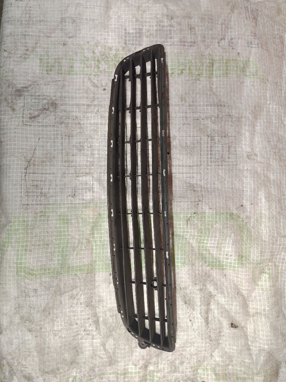 Zafira b lower grille