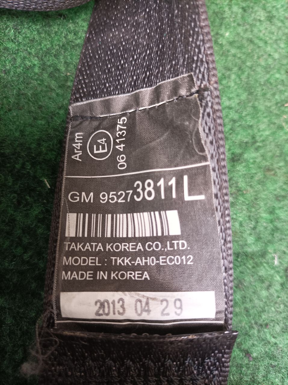 Rear left seat belt Chevrolet Traxx