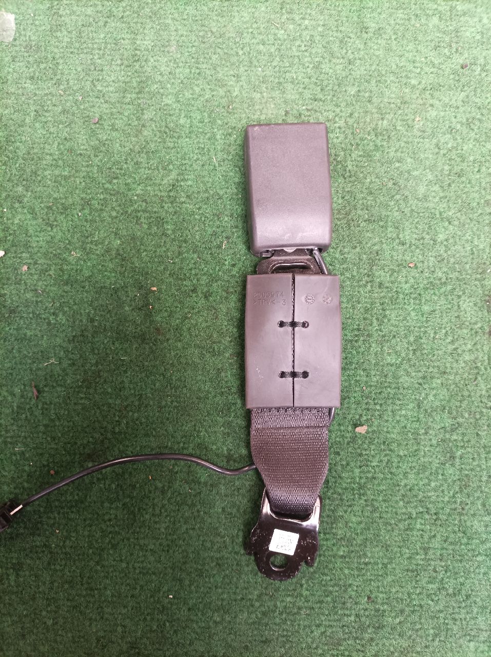 Rear left seat belt buckle for Chevrolet Traxx