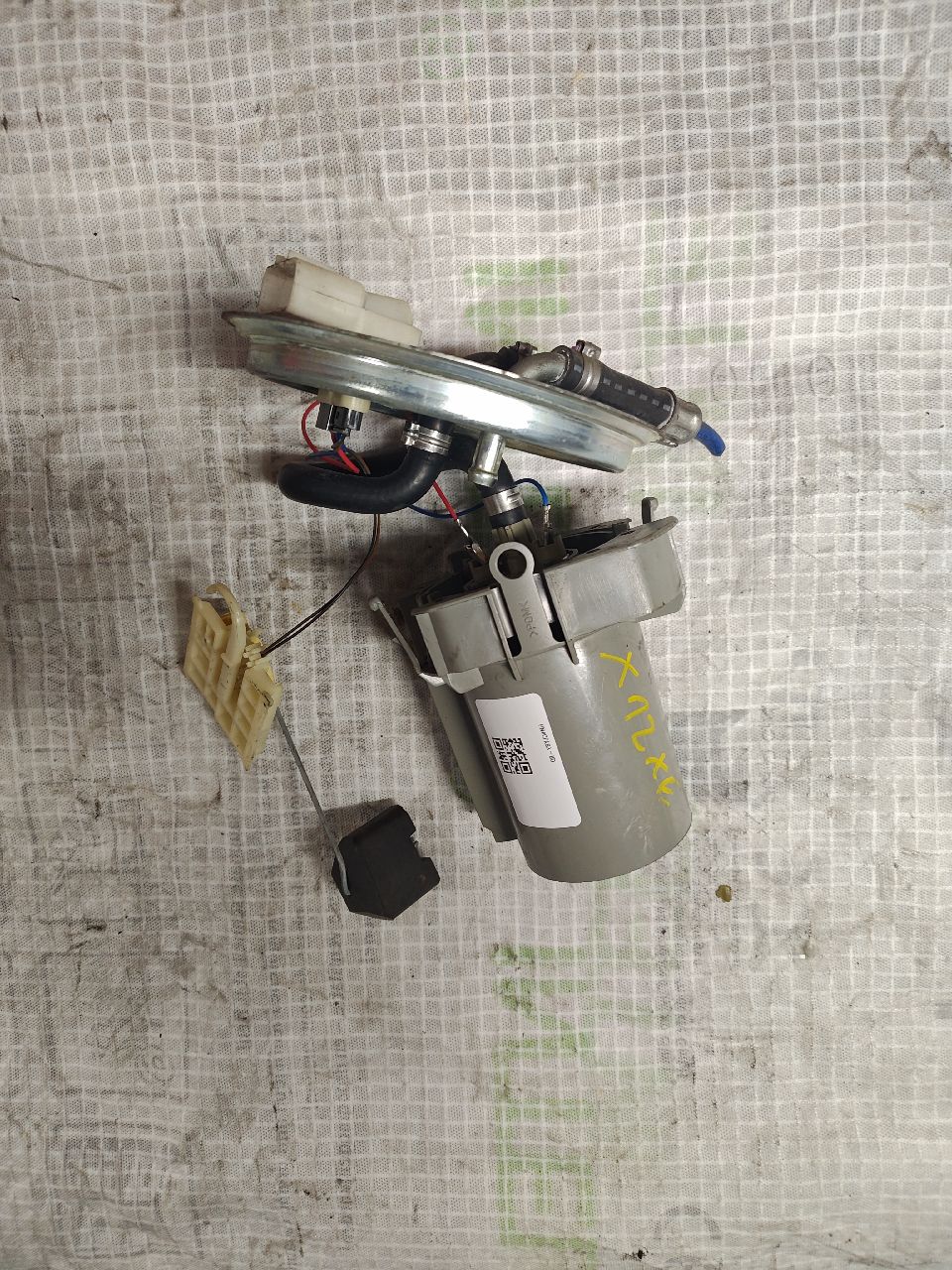 Pompe essence corsa b (grise)