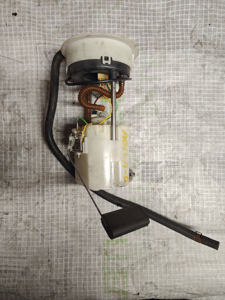 Pompe essence agila b