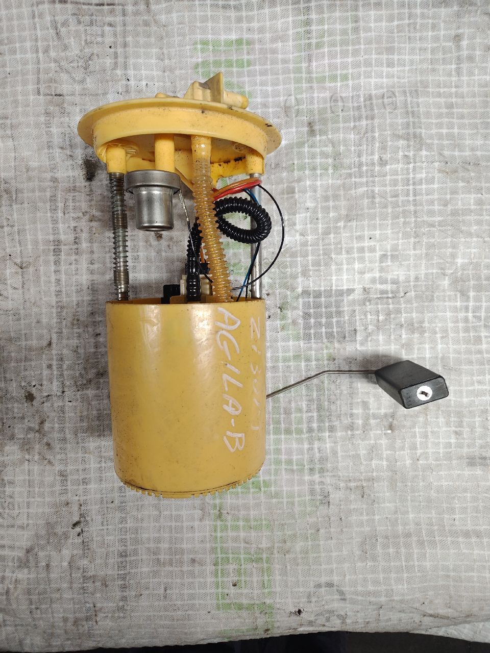 Diesel fuel pump agila b