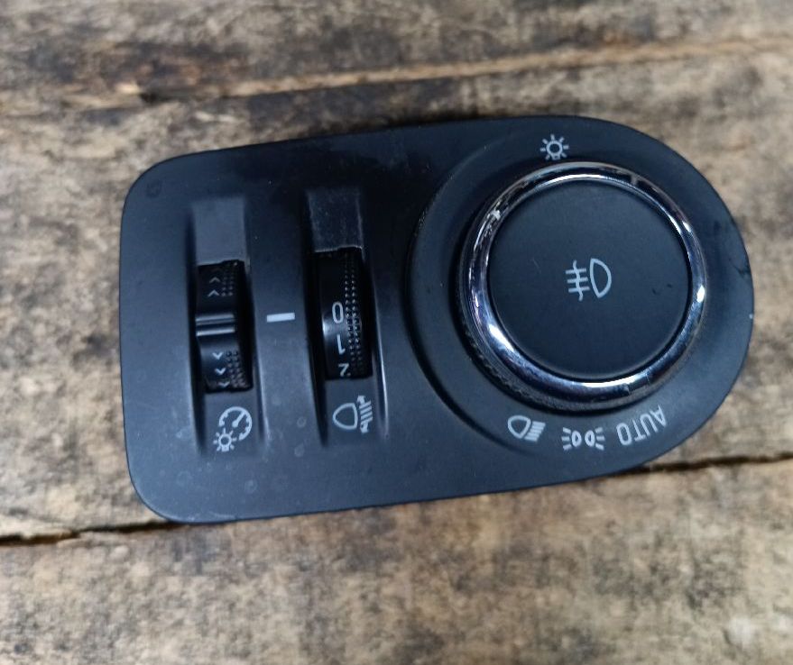 Lighting button