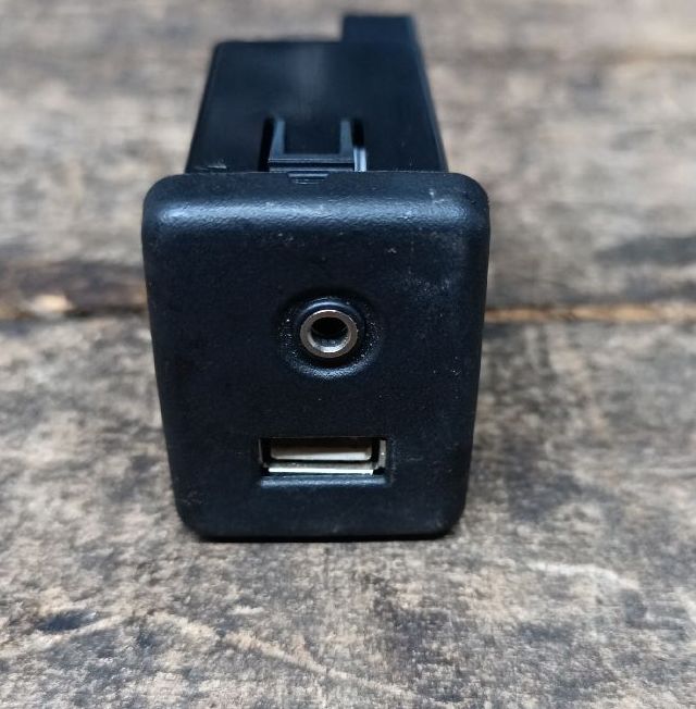USB connector