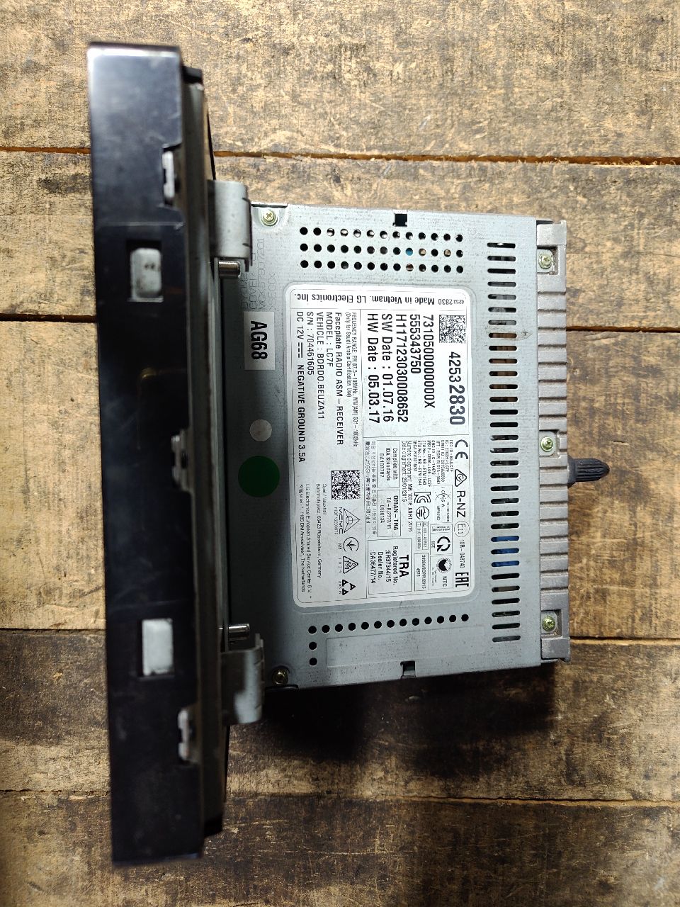 Radio for Corsa E