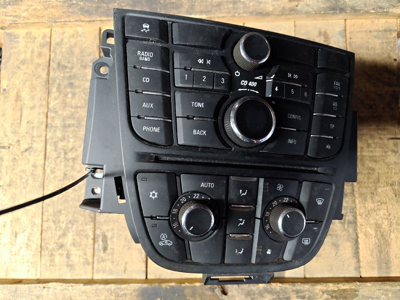 Radio Astra J CD 400