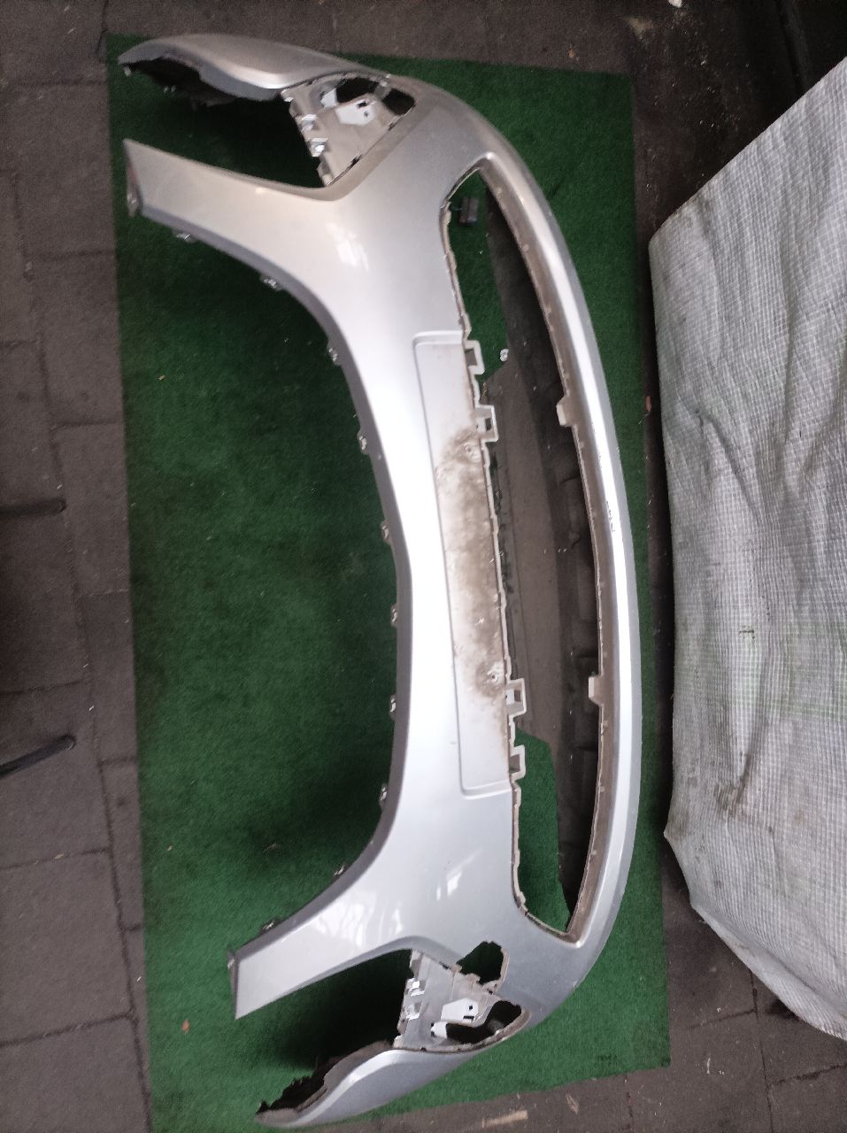 Opel Zafira C front bumper