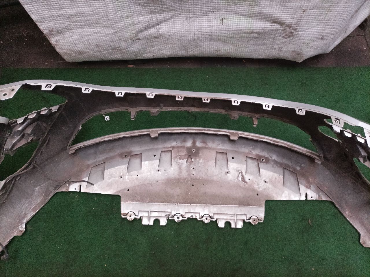 Opel Zafira C front bumper