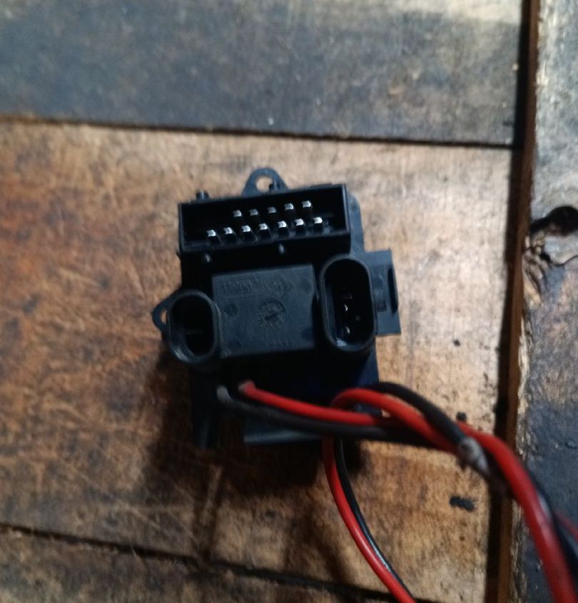 Heater blower motor resistor