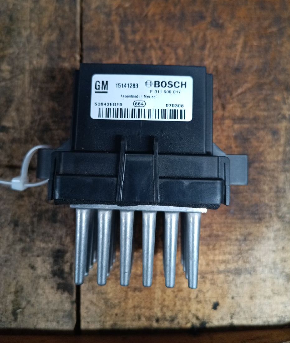 Blower motor resistor (heater)