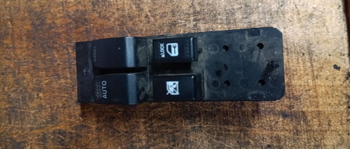 Power window switch 62j10