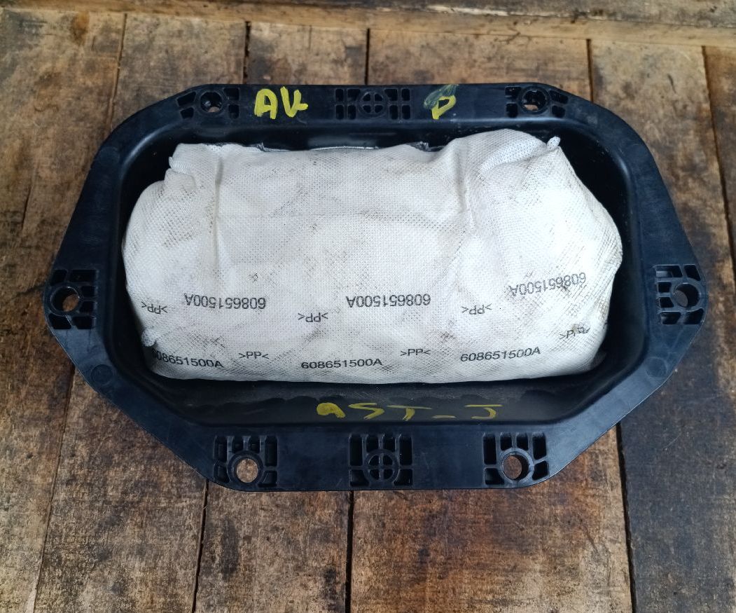 Passenger airbag