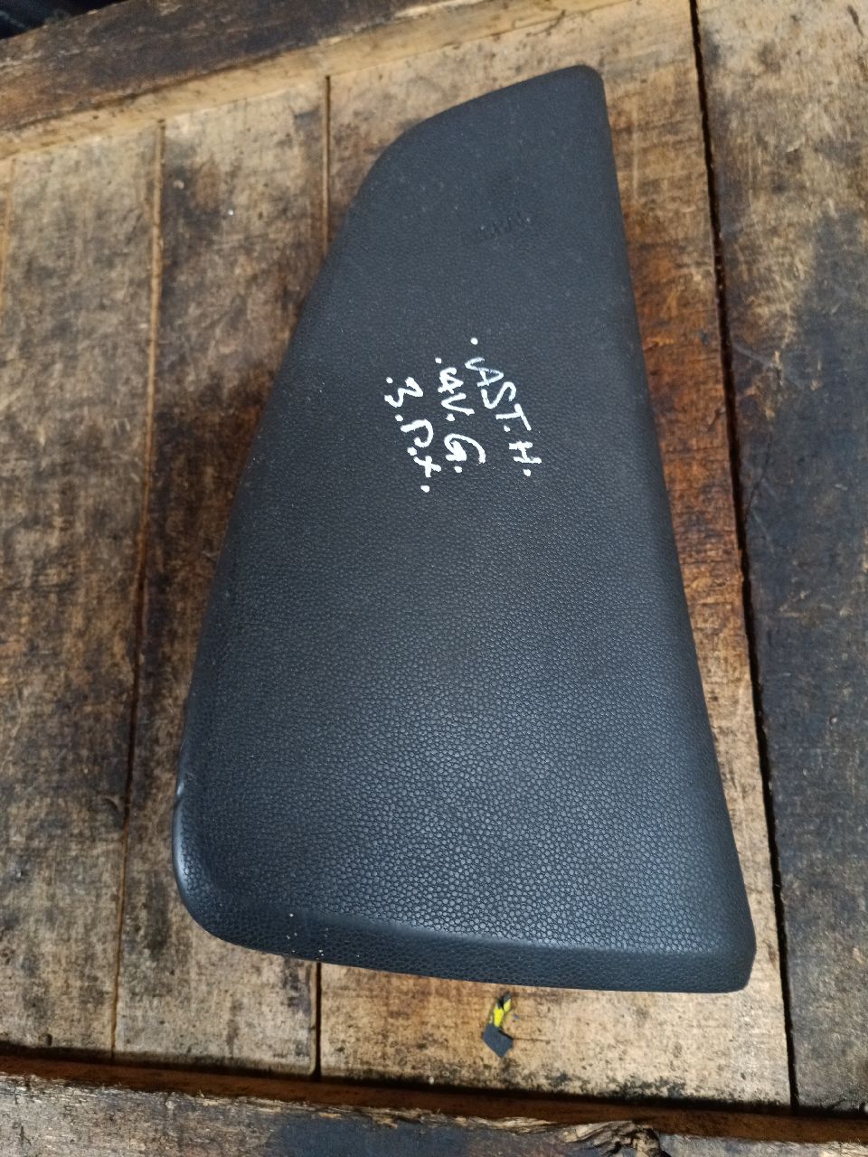 Left front airbag for 3-door