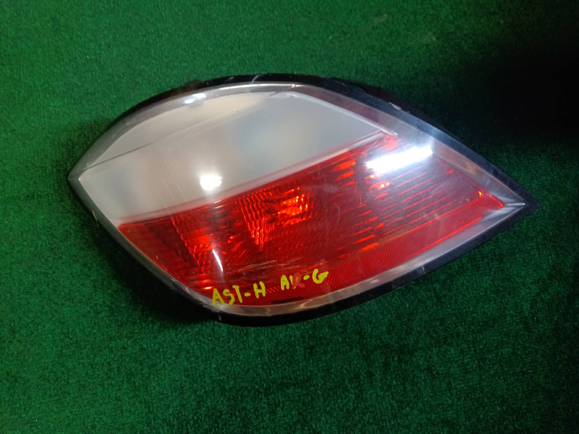 Left rear light for Opel Astra H 5-door
