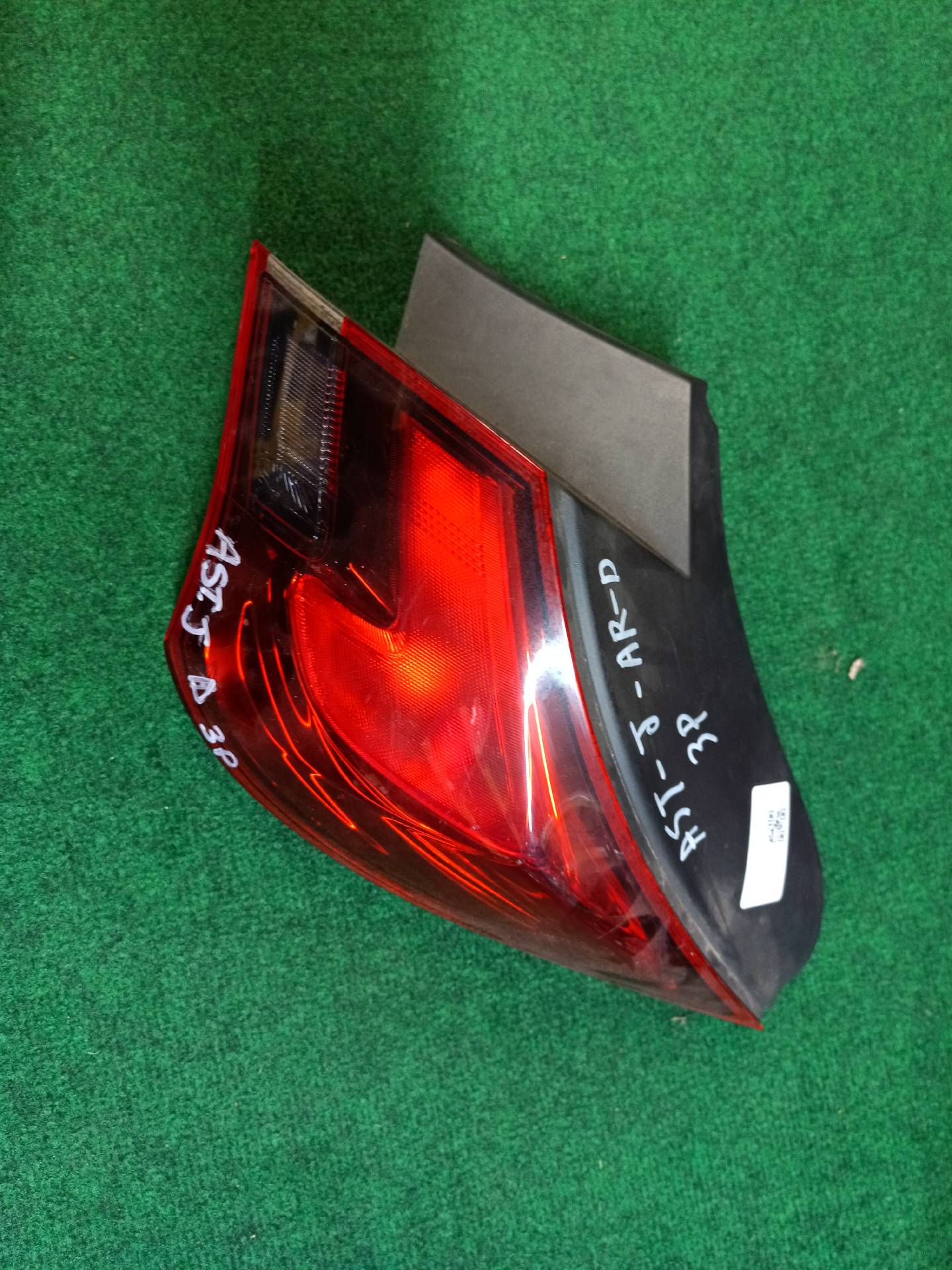 Right rear tail light for Astra J GTC