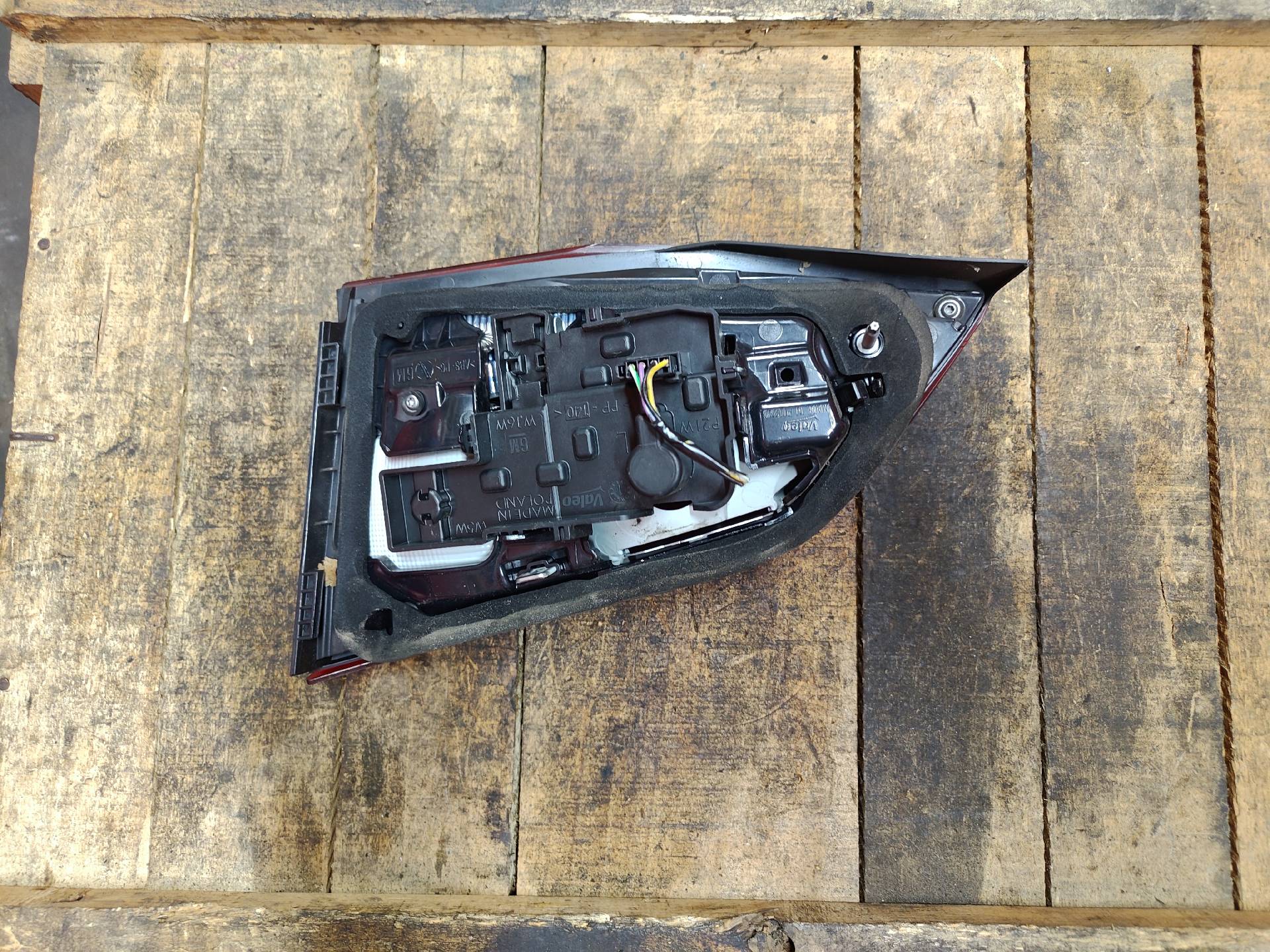Left rear tail light (tailgate) for Opel Astra K Estate