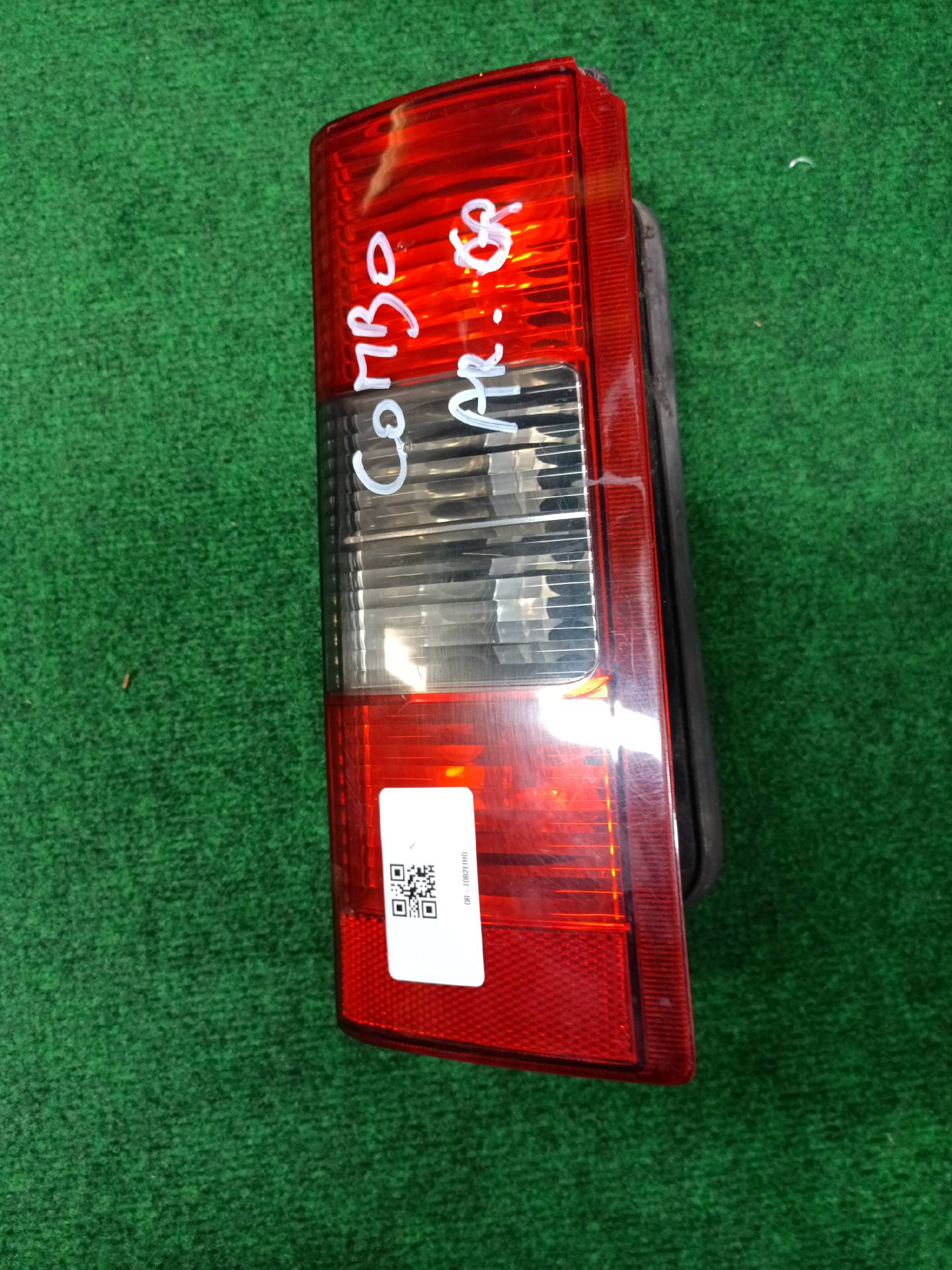 Right rear combination light
