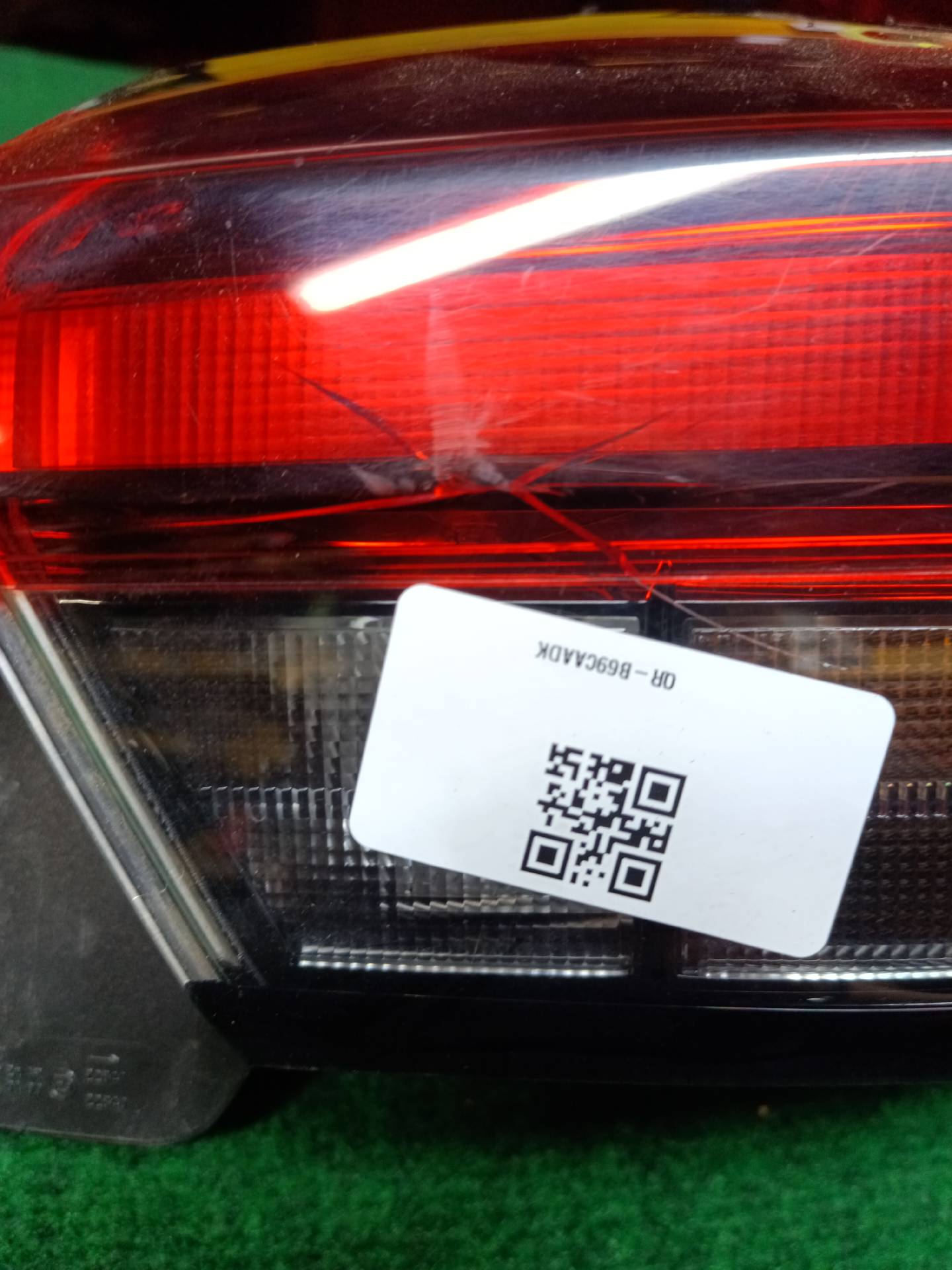 Right rear taillight