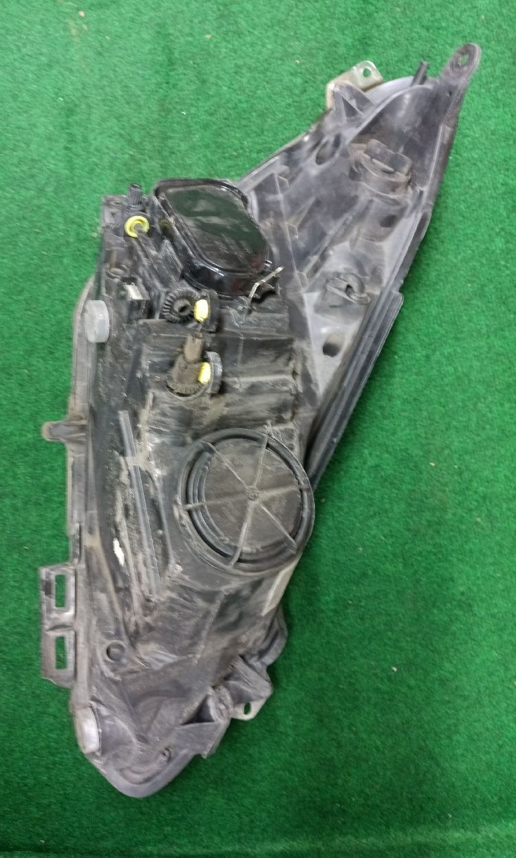 Left Front Headlight