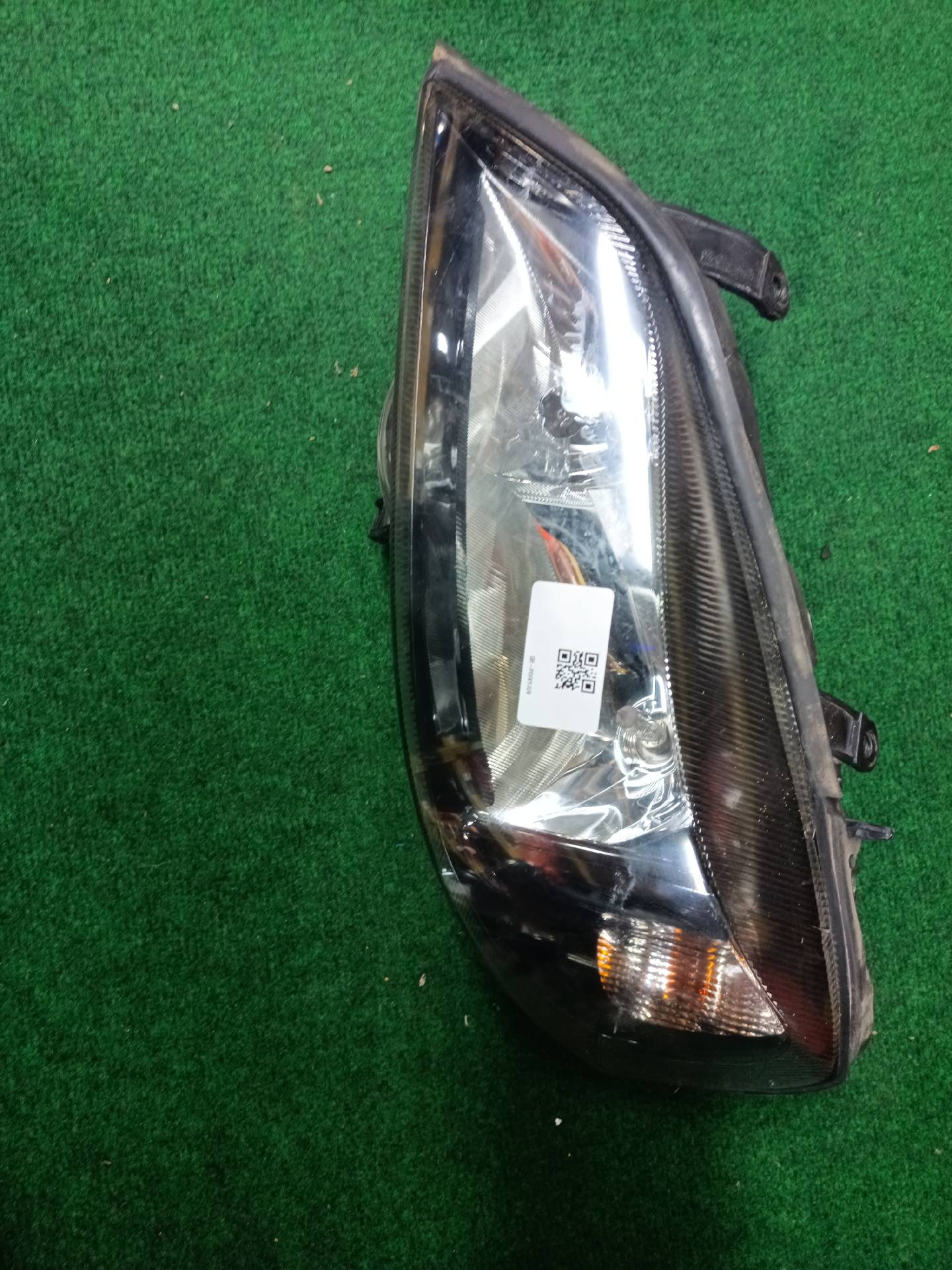 Left front headlight Opel Astra G berton, black housing
