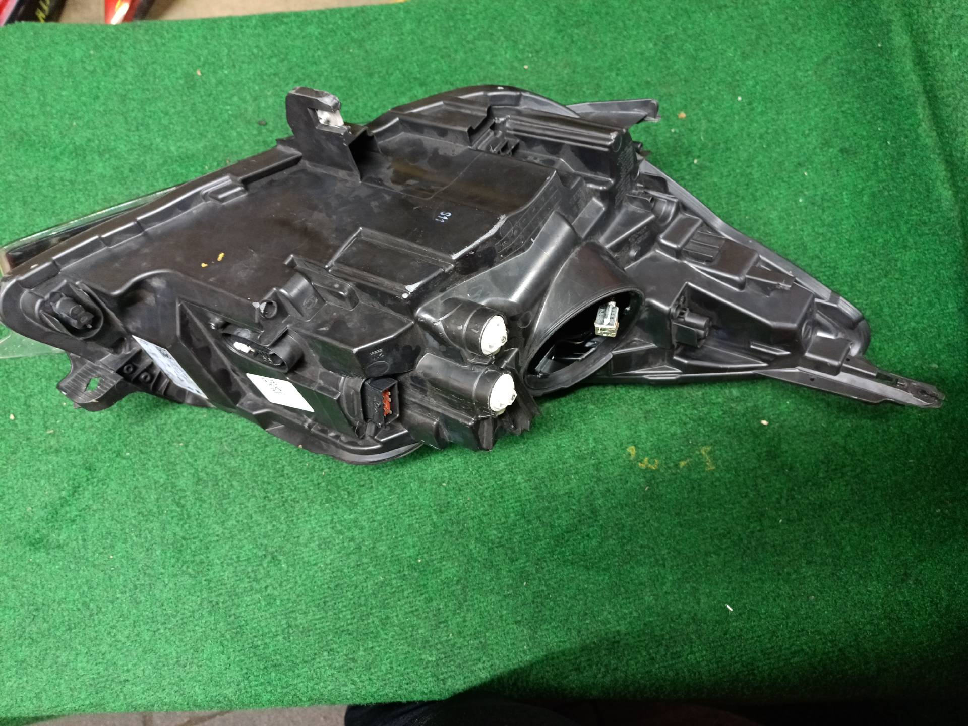 Left front Xenon headlight for Opel insignia