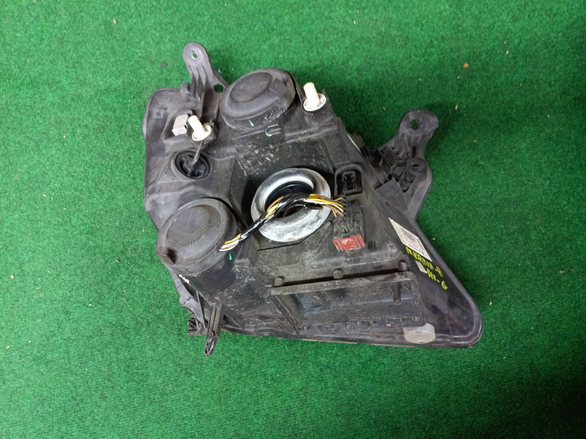 Right front headlight for Meriva A