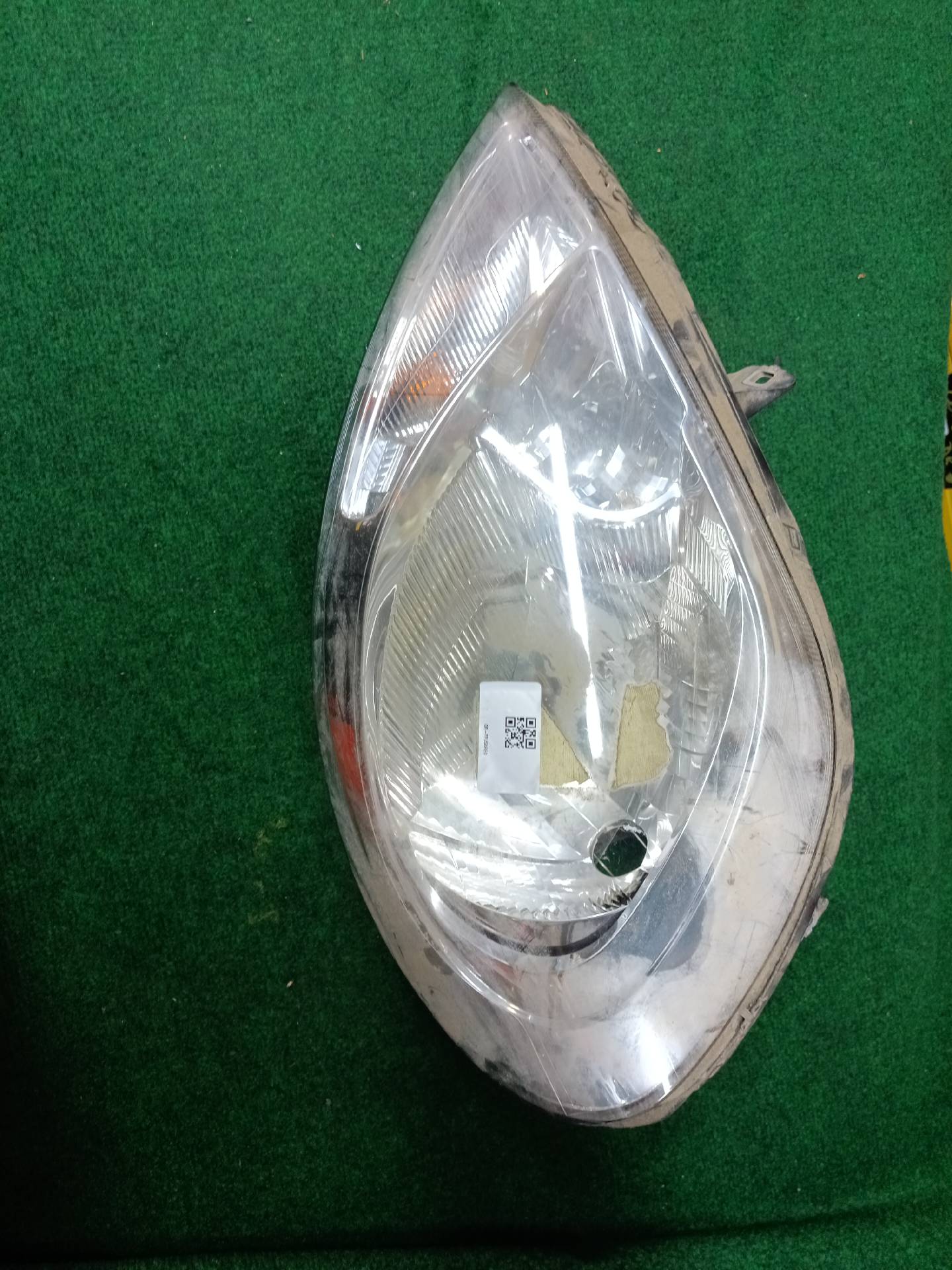 Left Front Headlight for Vivaro A