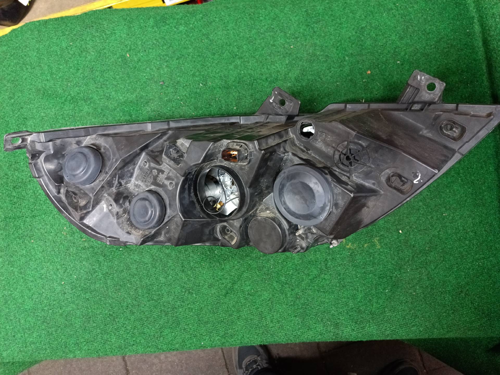Left front headlight for Movano B with side damage