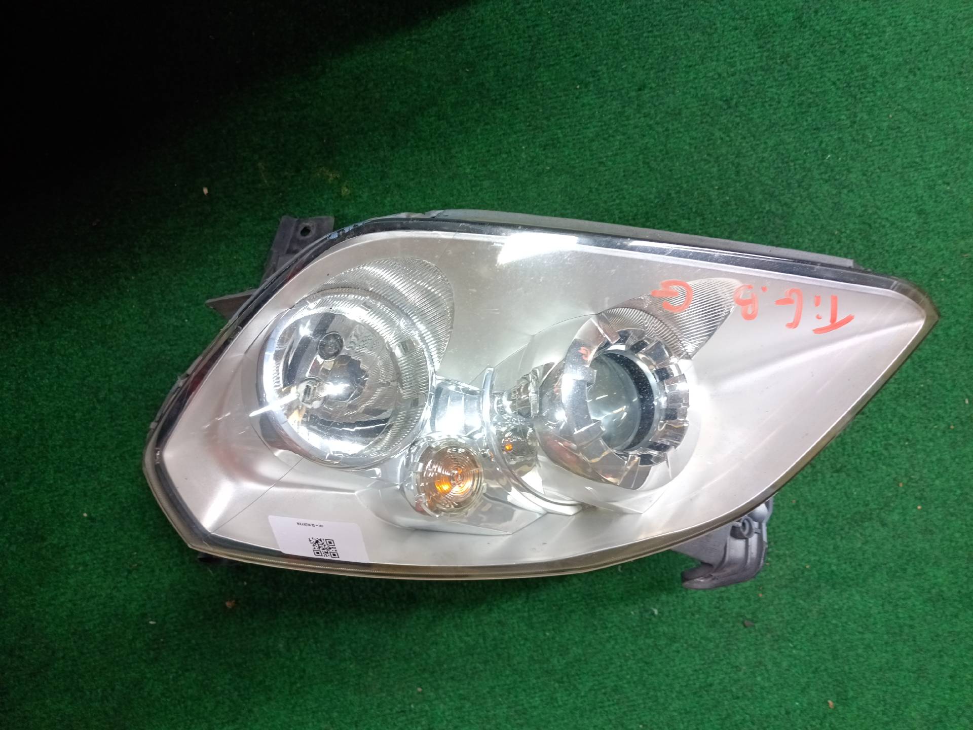 Linker koplamp Tigra B