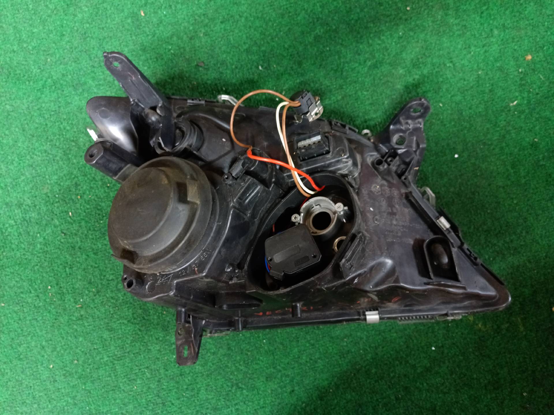 Left front headlight for Vectra C