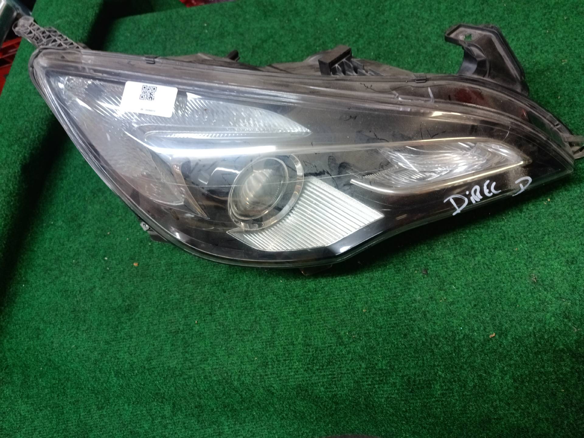 Right front headlight for Astra J