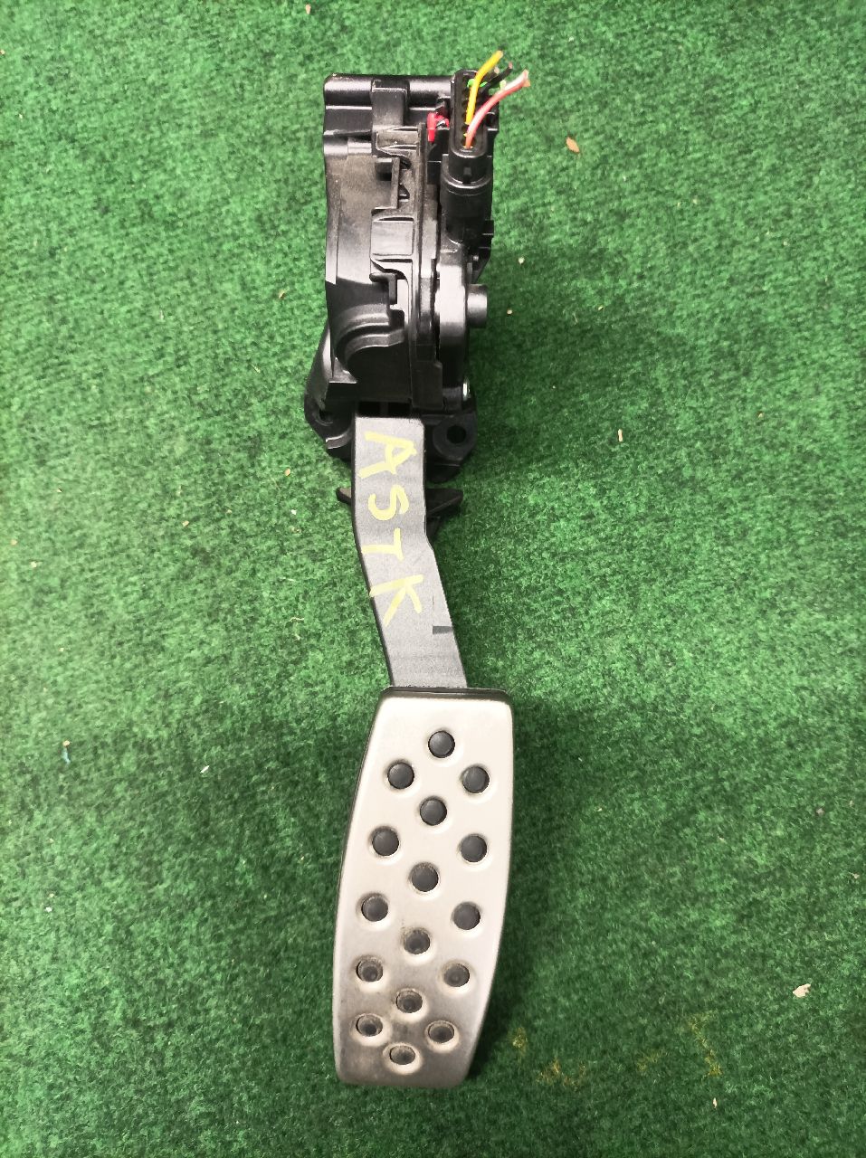 Accelerator pedal for Opel Astra K F12SHT