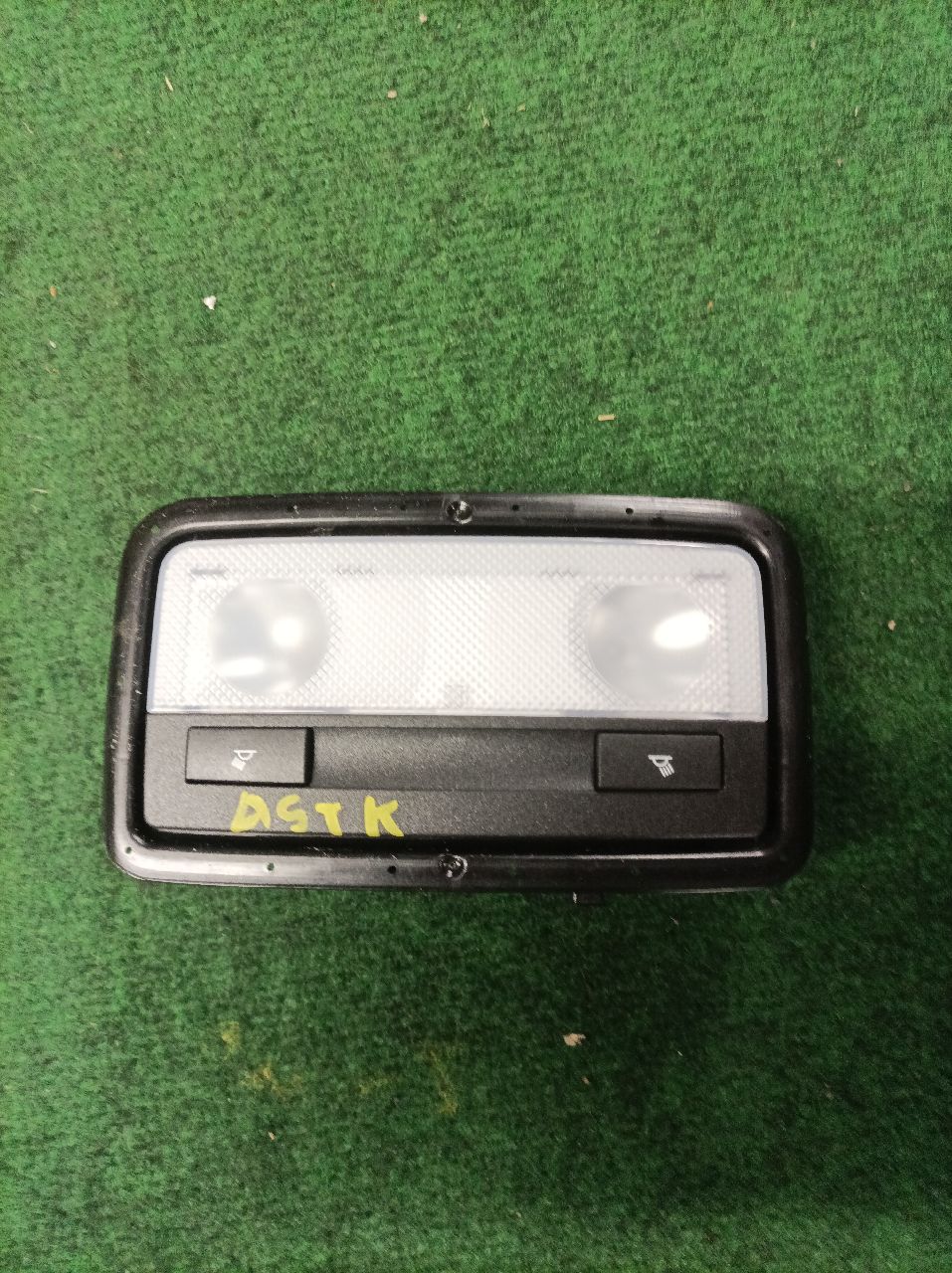 Opel Astra K overhead light