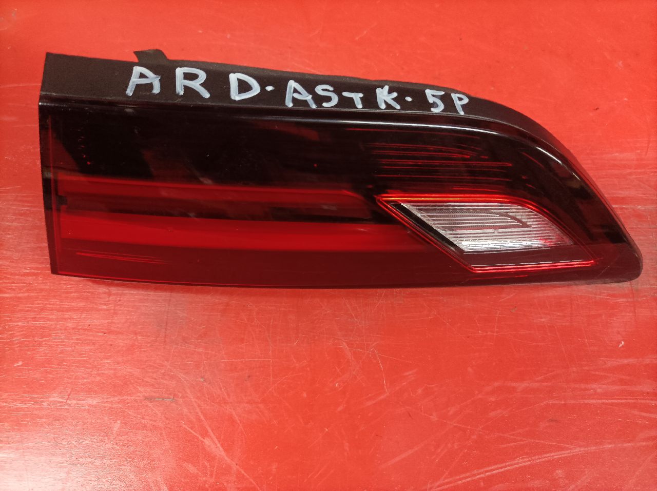 Right hatch tail light for Opel Astra K 5-door
