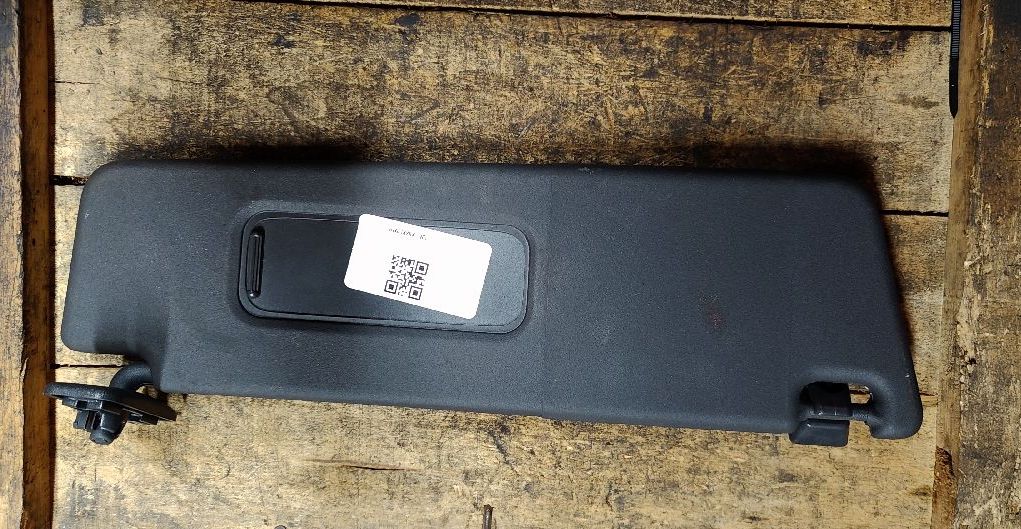 Right front sun visor for Twintop