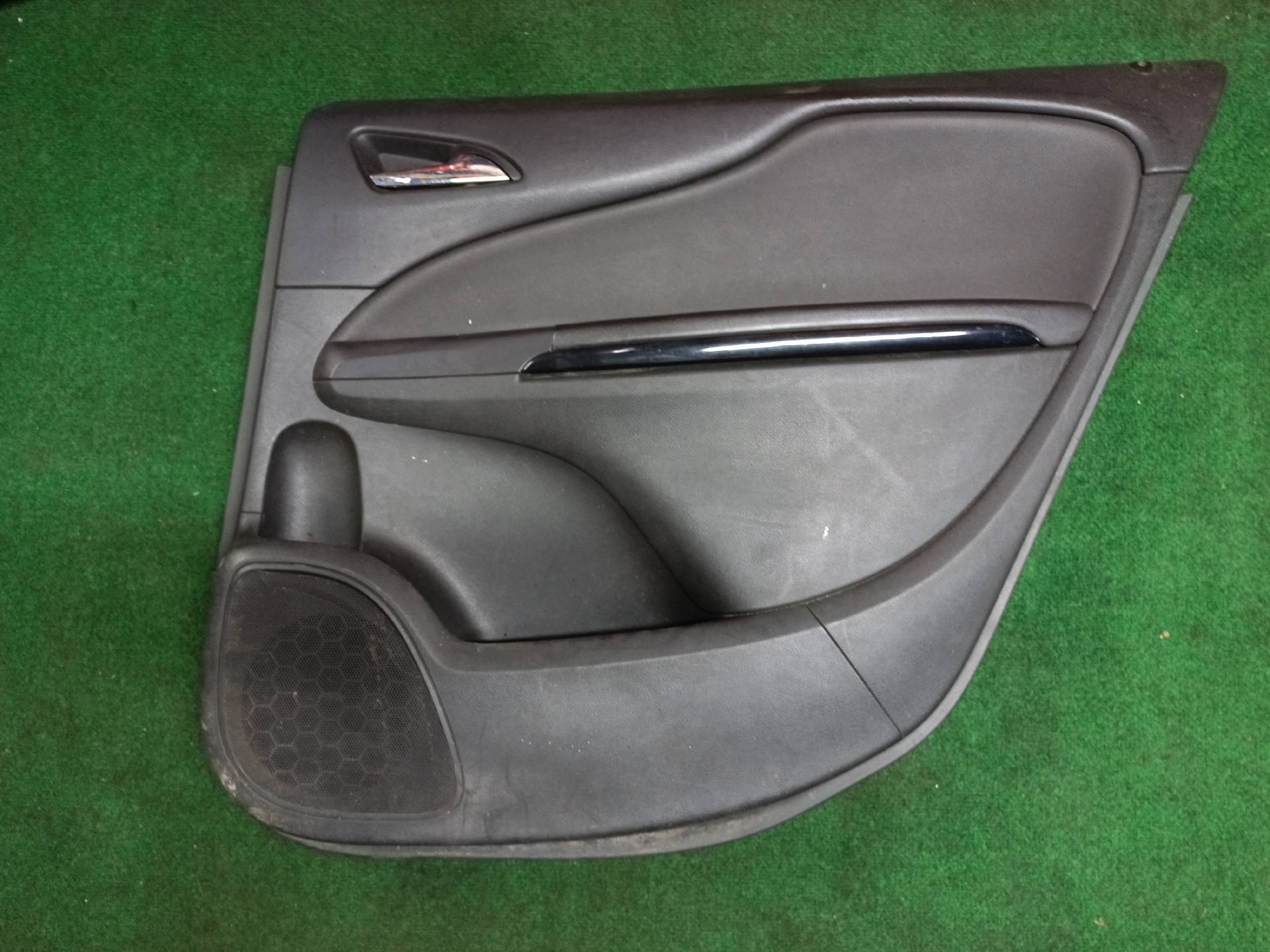 Right rear door panel for Zafira C