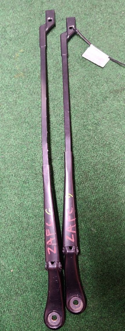 Right and Left Wiper Arms