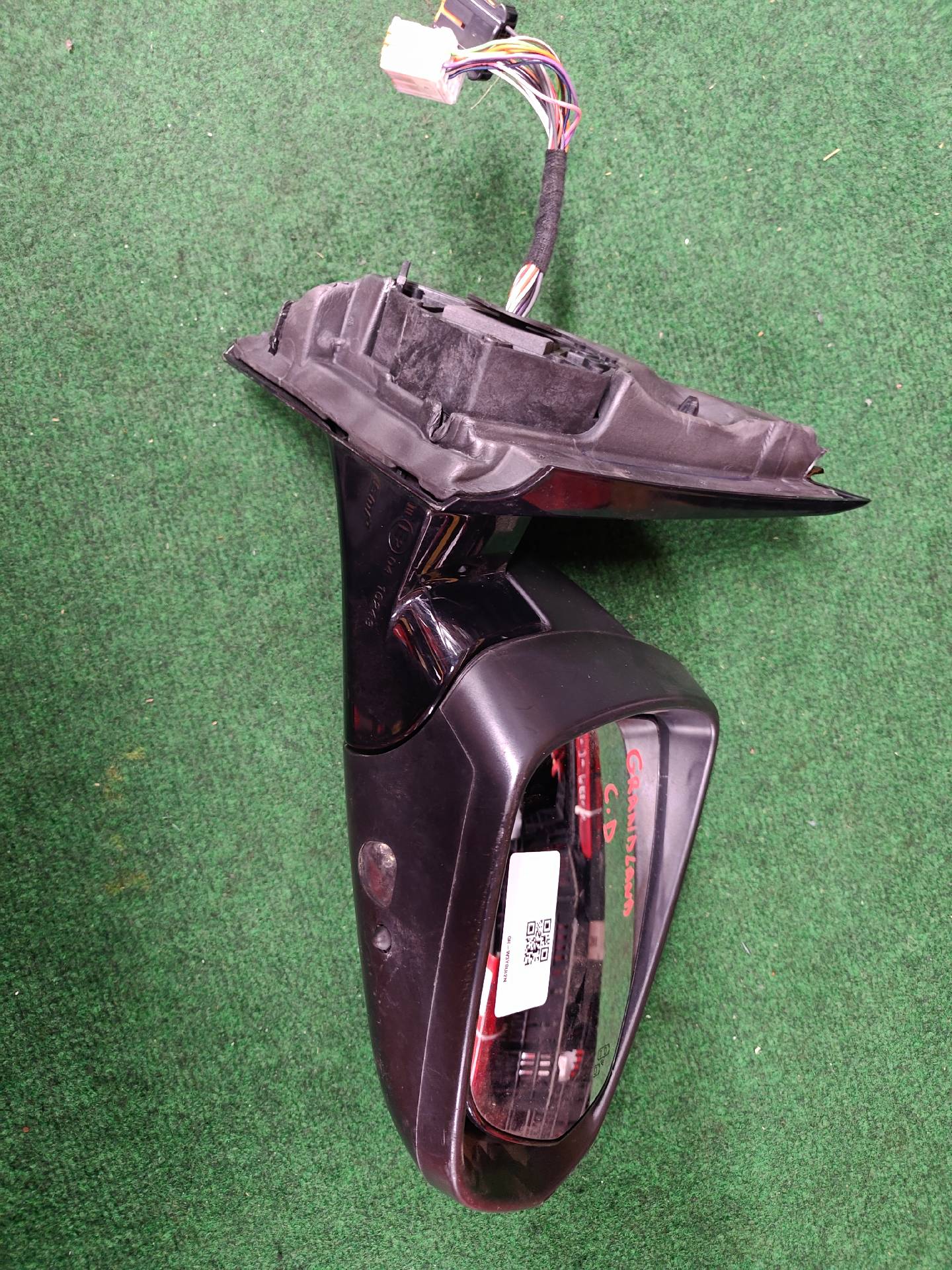 Right exterior mirror with Side Assist