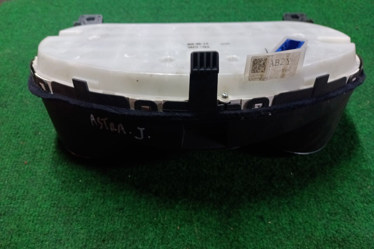 Diesel instrument cluster AB2Y