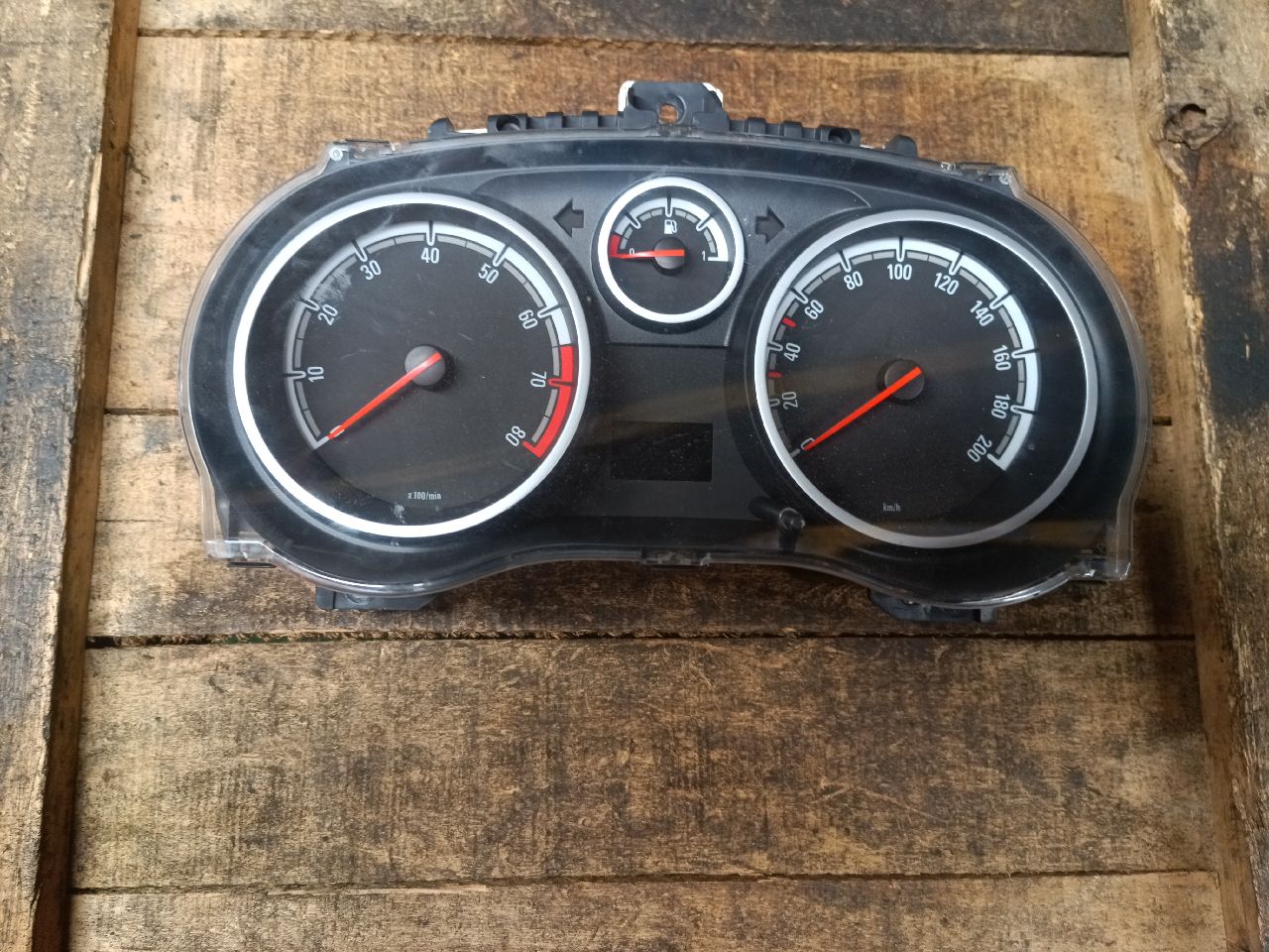 Fuel gauge (unprogrammed) ET