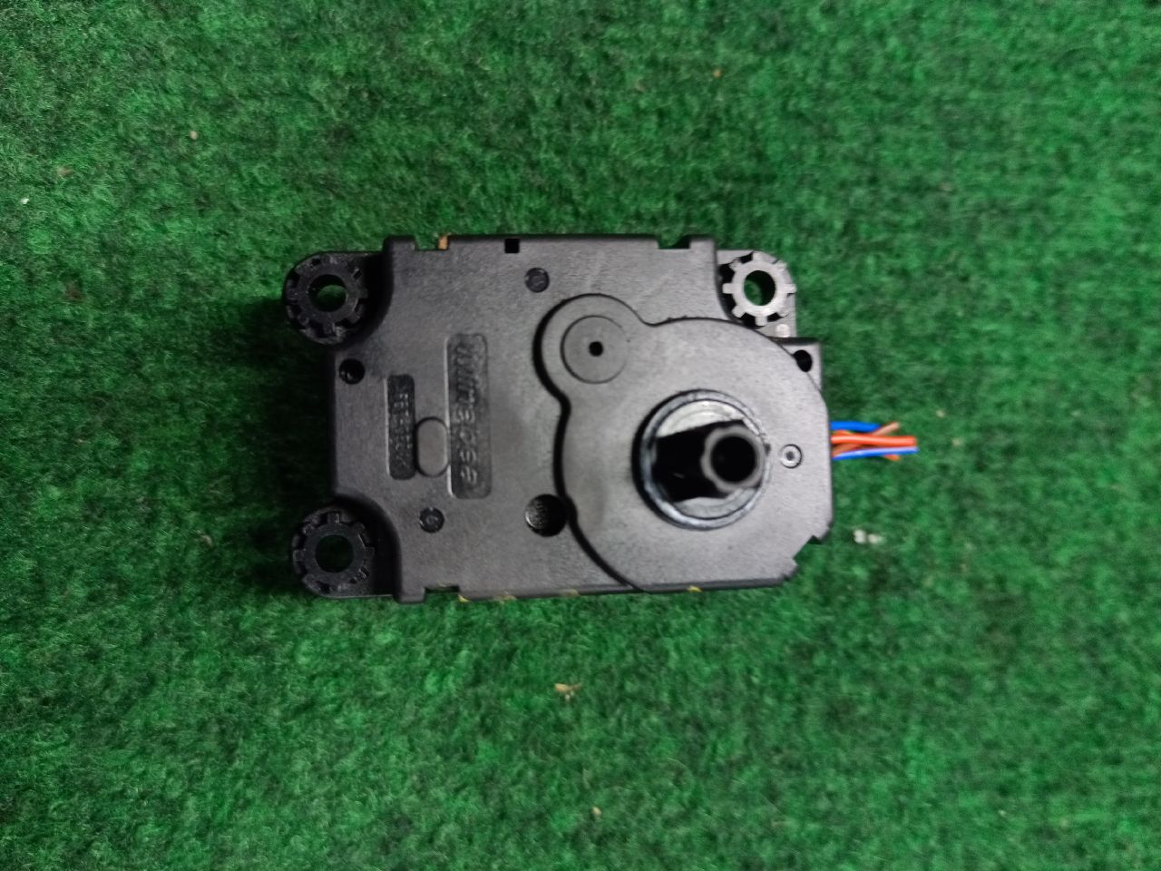 Air conditioning flap actuator
