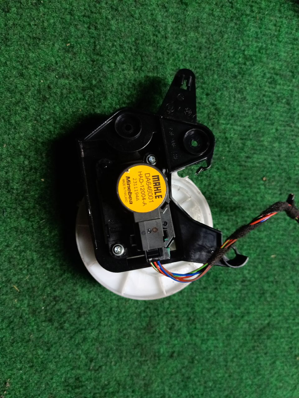 Climate control flap motor/actuator